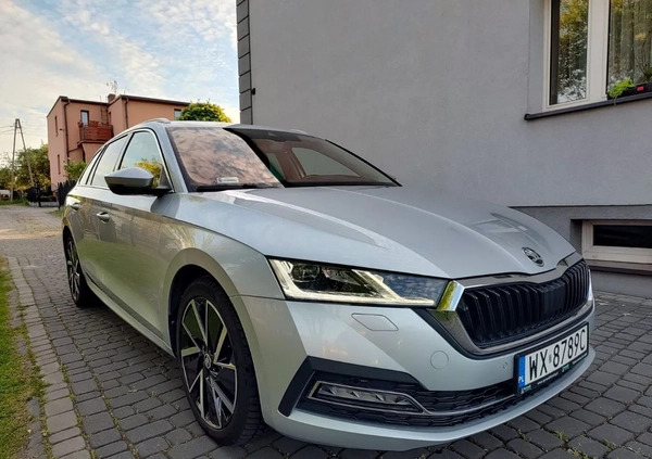 Skoda Octavia cena 96899 przebieg: 100000, rok produkcji 2021 z Golina małe 742